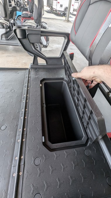 2025 Activ EV Lifted Pulse 4 Seater 3