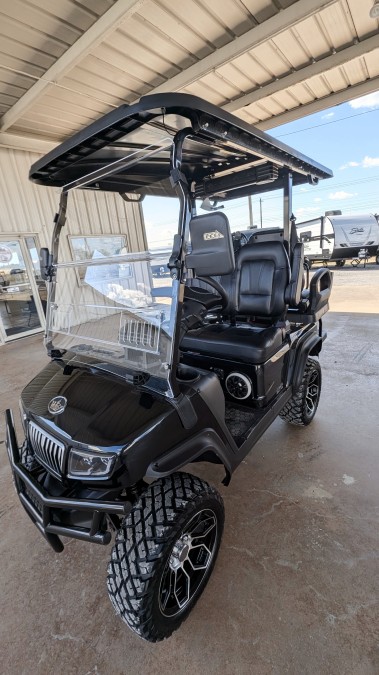 2025 Evolution Maverick 2 + 2 PLUS 1