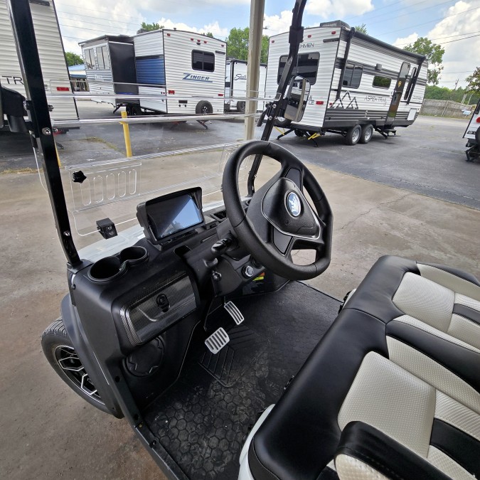 2025 Ranger 2 + 2 PLUS 10