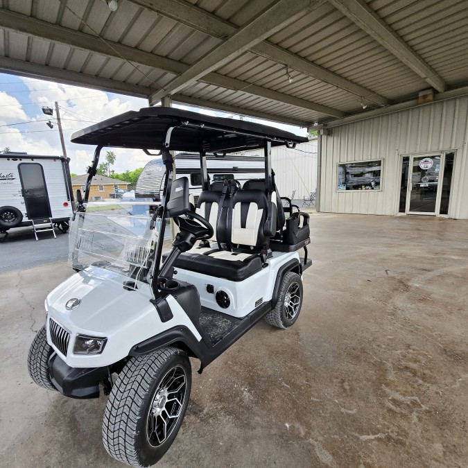 2025 Ranger 2 + 2 PLUS 1