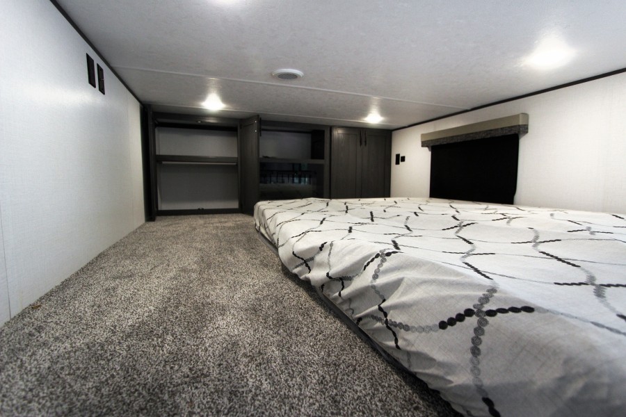 2025 Dutchmen Aspen Trail 360TH LOFT 11