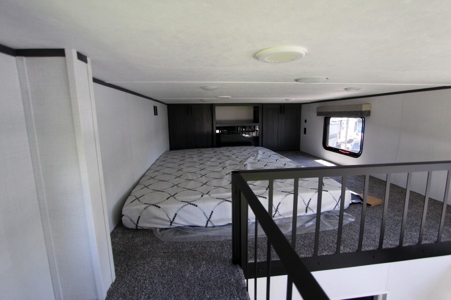 2024 Dutchmen Aspen Trail 360THLOFT 16