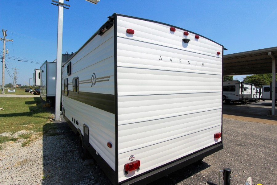 2025 Cruiser RV Avenir 17RB 4