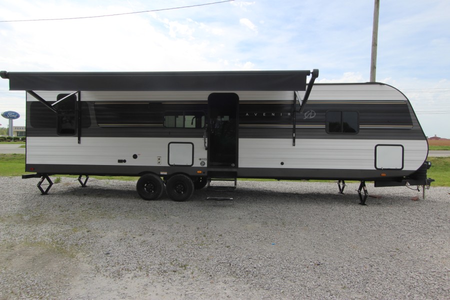 2024 Cruiser RV Avenir 32BH 0