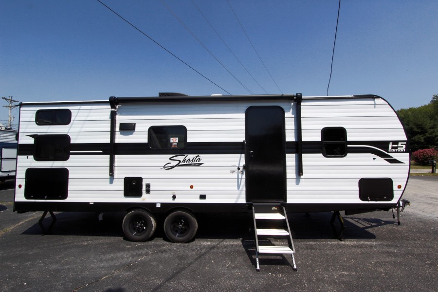 2025 Shasta I 5 525BHS 1