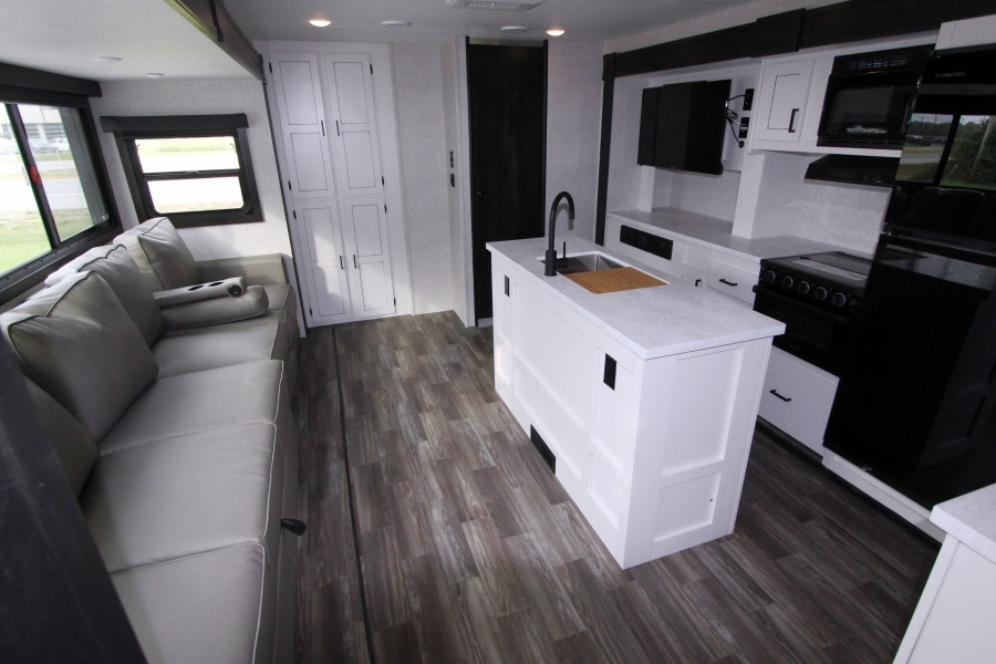New 2024 Highland Ridge Open Range 321BHS Travel Trailer For Sale