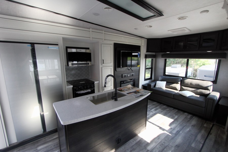 2023 Highland Ridge Open Range 354MBH 9