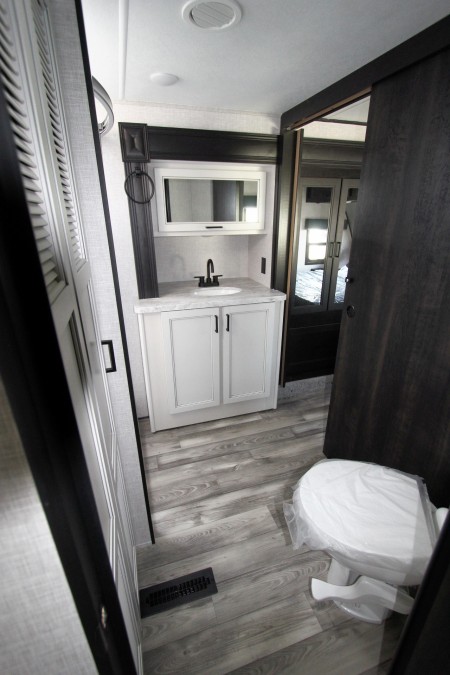 2023 Highland Ridge Open Range 354MBH 23