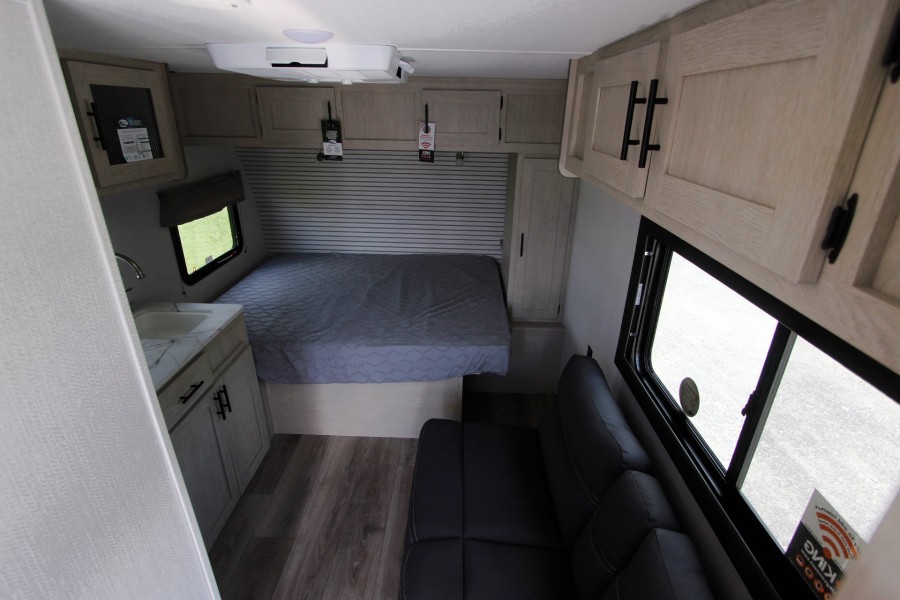 2025 Shasta Compact 16RE 5