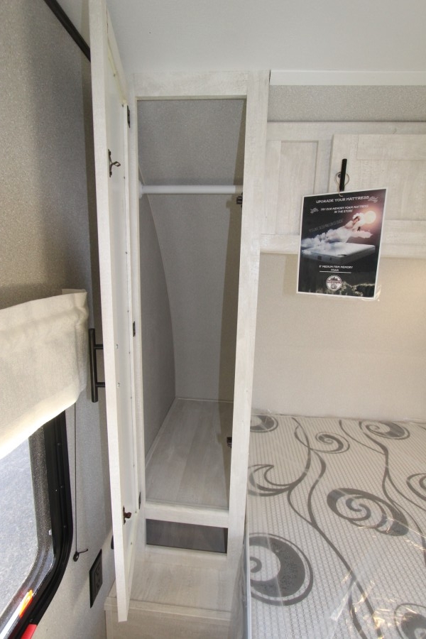 2023 Forest River RV Shasta 18FQ 8