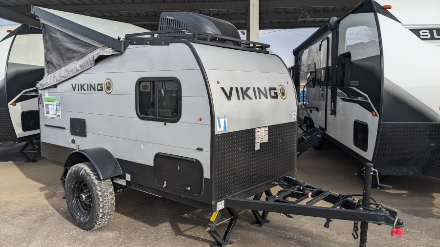 2022 Coachmen RV Viking Express 9.0TD 3