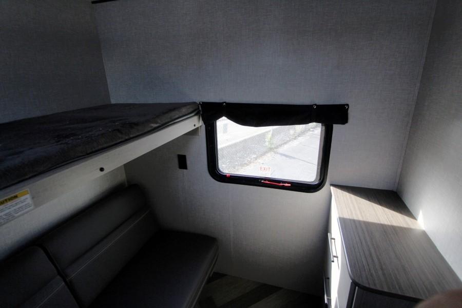 2024 CrossRoads RV Zinger 290KB 12