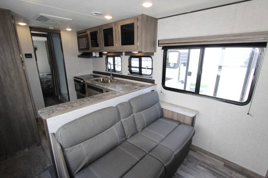 2022 CrossRoads RV ZINGER LITE ZR259FL 3