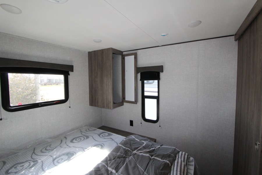 2022 CrossRoads RV ZINGER LITE ZR259FL 16