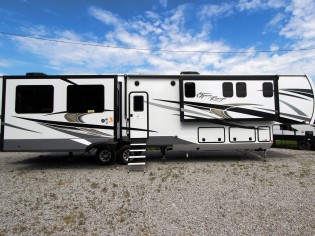 RVs-Open Range-379FBS